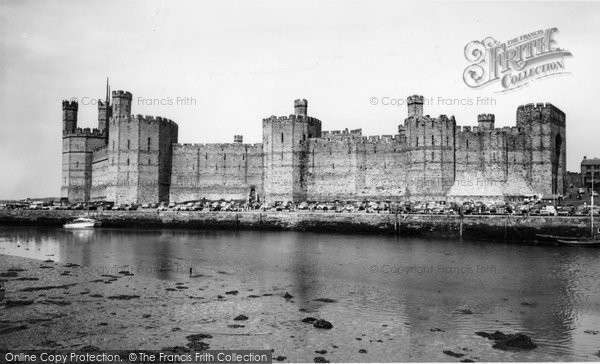 Photo of Caernarfon, Castle c.1958