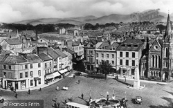 Caernarfon, Castle Square c1935