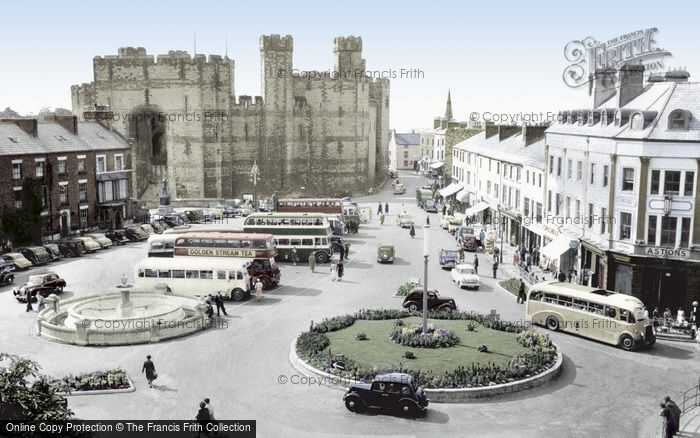 Photo of Caernarfon, Castle Square c.1955