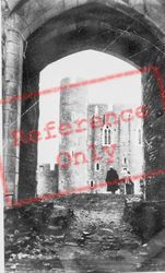 The Castle c.1955, Caerphilly