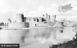 The Castle c.1960, Caerphilly