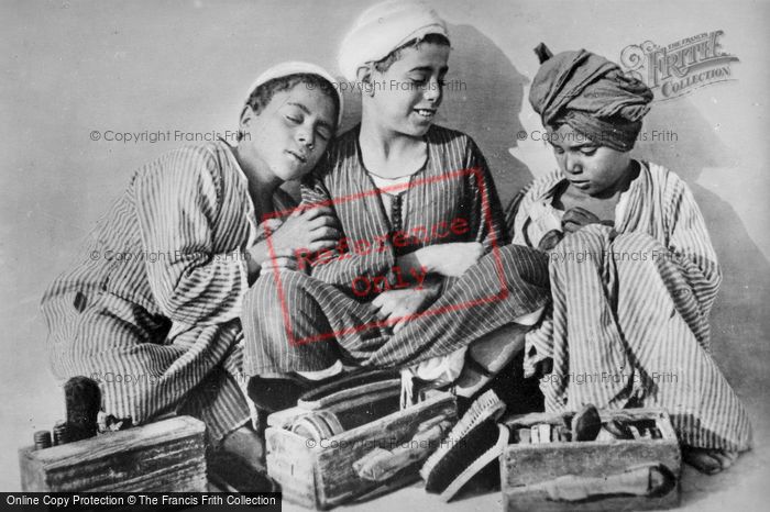 Photo of Cairo, Child Workers c.1935