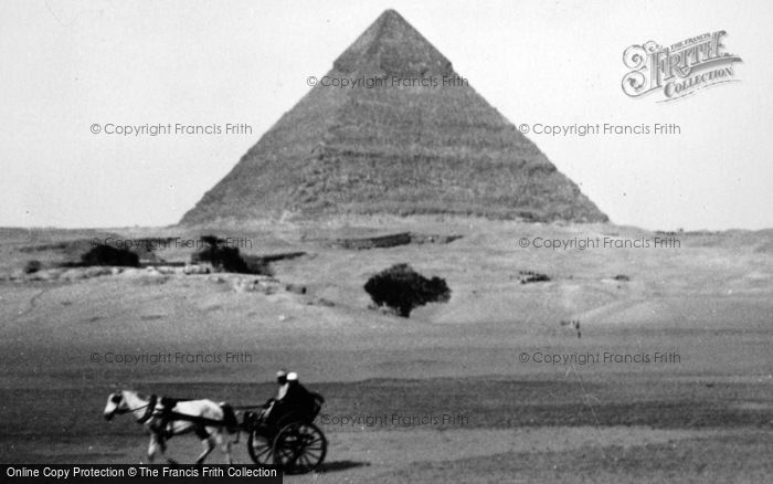 Photo of Cairo, The Pyramids Of Giza c.1935