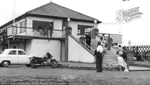 Photo of Caister On Sea, The Holiday Inn c.1960