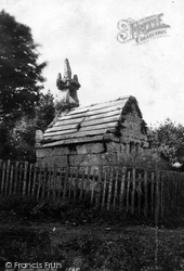 Dupath Well 1890, Callington