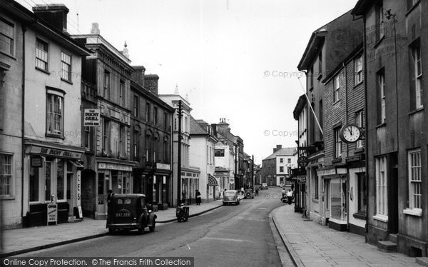 Photo of Callington, Fore Street c.1960
