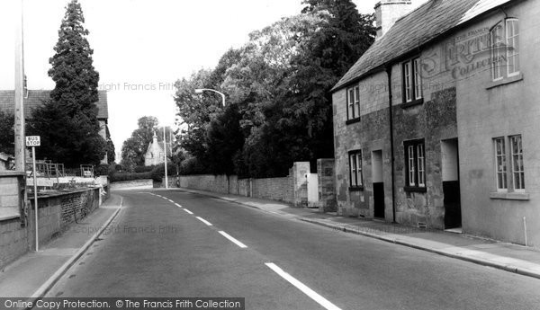 Photo of Calne, Curzon Street c.1960