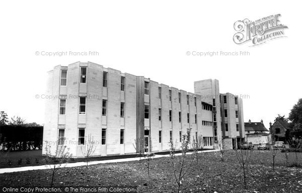 Photo of Calne, St Mary's School c.1970