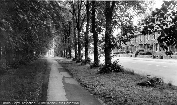 Photo of Calne, Wessingham Avenue c.1960