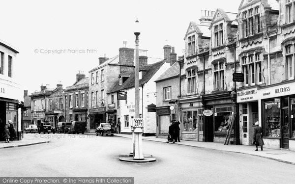 Photo of Calne, Wood Street c.1950