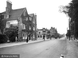 Cambridge Hotel And London Road 1927, Camberley