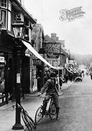 Cyclist 1925, Camberley