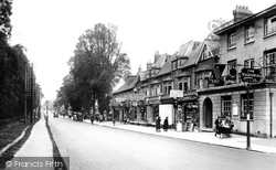 London Road 1925, Camberley