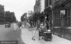 Pram In London Road 1927, Camberley