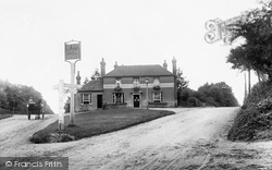 Camberley, The Jolly Farmer 1906