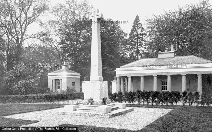 Photo of Camberley, War Memorial 1923