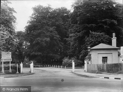 York Town Entrance To Rmc Camberley 1936, Camberley