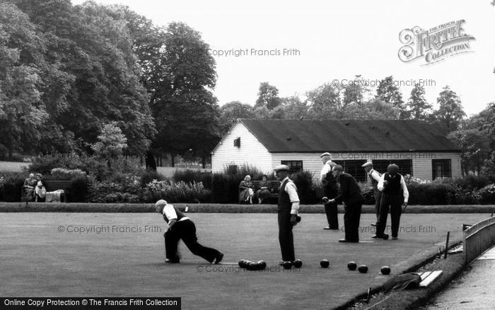 Photo of Camberwell, Bowling, Ruskin Park c.1955