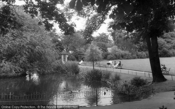 Photo of Camberwell, The Pond, Ruskin Park c.1960