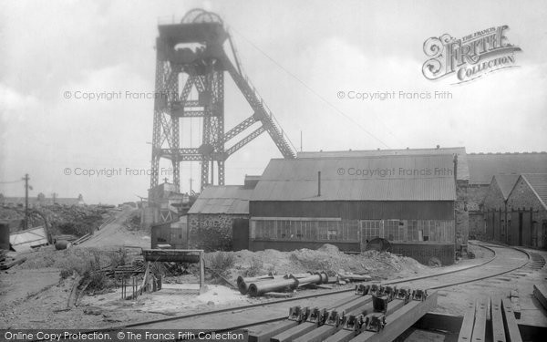 Photo of Camborne, New Dolcoath Mine 1925