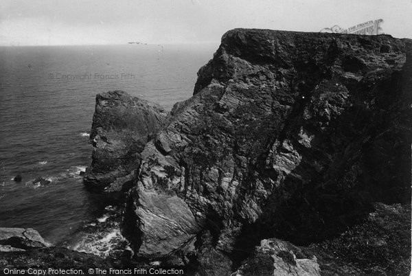 Photo of Camborne, North Cliff And Hell's Mouth 1922