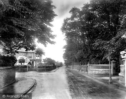 South Terrace 1930, Camborne