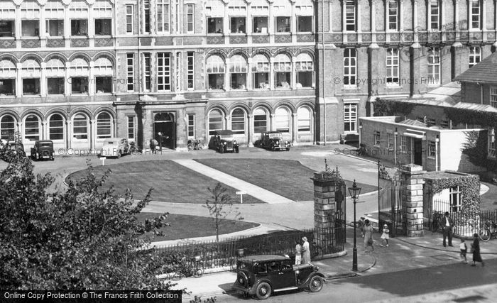 Photo of Cambridge, Addenbrooke's Hospital, Entrance 1938