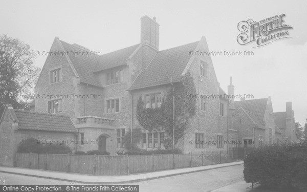 Photo of Cambridge, Cheshunt College Entrance 1923