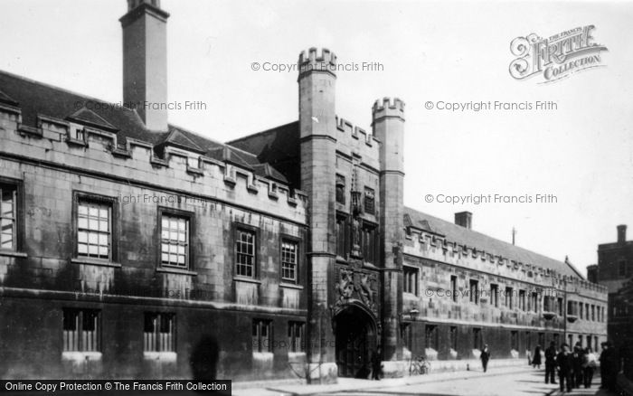 Photo of Cambridge, Christ's College c.1930