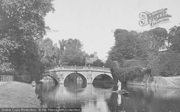 Photo of Cambridge, Clare College Bridge 1911