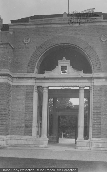 Photo of Cambridge, Clare College Memorial Building 1931