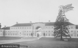Clare College Memorial Buildings 1925, Cambridge