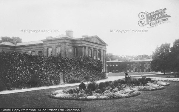 Photo of Cambridge, Downing College 1909