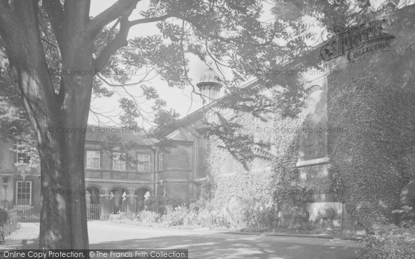 Photo of Cambridge, Emmanuel College 1931