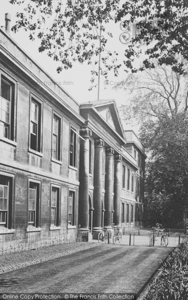 Photo of Cambridge, Emmanuel College Front 1914