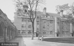 Emmanuel College, North Court 1914, Cambridge