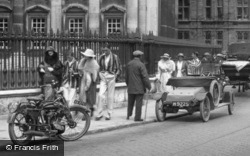 Fashion 1921, Cambridge