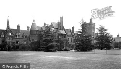 Girton College 1929, Cambridge
