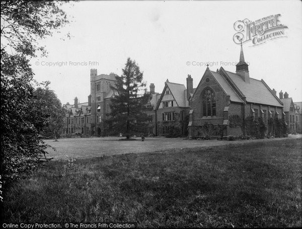Photo of Cambridge, Girton College 1929