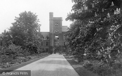 Girton College 1929, Cambridge