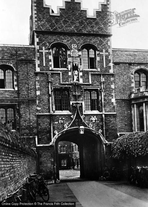 Photo of Cambridge, Jesus College c.1930