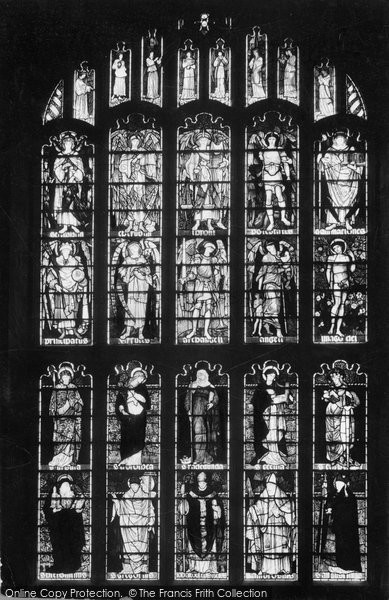 Photo of Cambridge, Jesus College Chapel, Burne Jones Window 1914