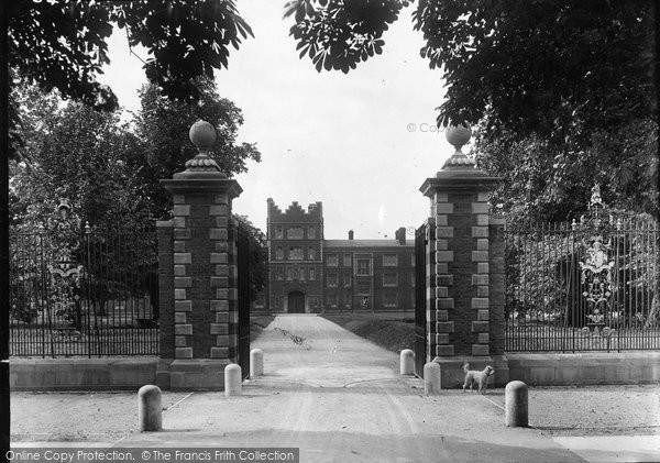 Photo of Cambridge, Jesus College New Entrance Gates 1931