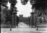 Jesus College New Entrance Gates 1931, Cambridge