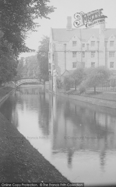 Photo of Cambridge, King's College 1931