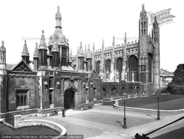 Photo of Cambridge, King's College Chapel And Gateway 1933