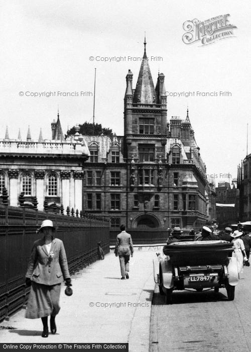 Photo of Cambridge, King's Parade 1921