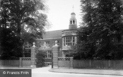Leys School Entrance 1923, Cambridge