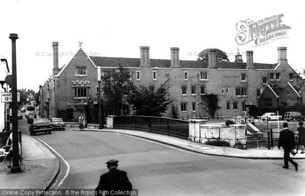 Photo of Cambridge, Magdalene College c.1965