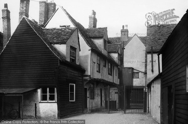 Photo of Cambridge, Magdalene Street, Old Buildings 1938